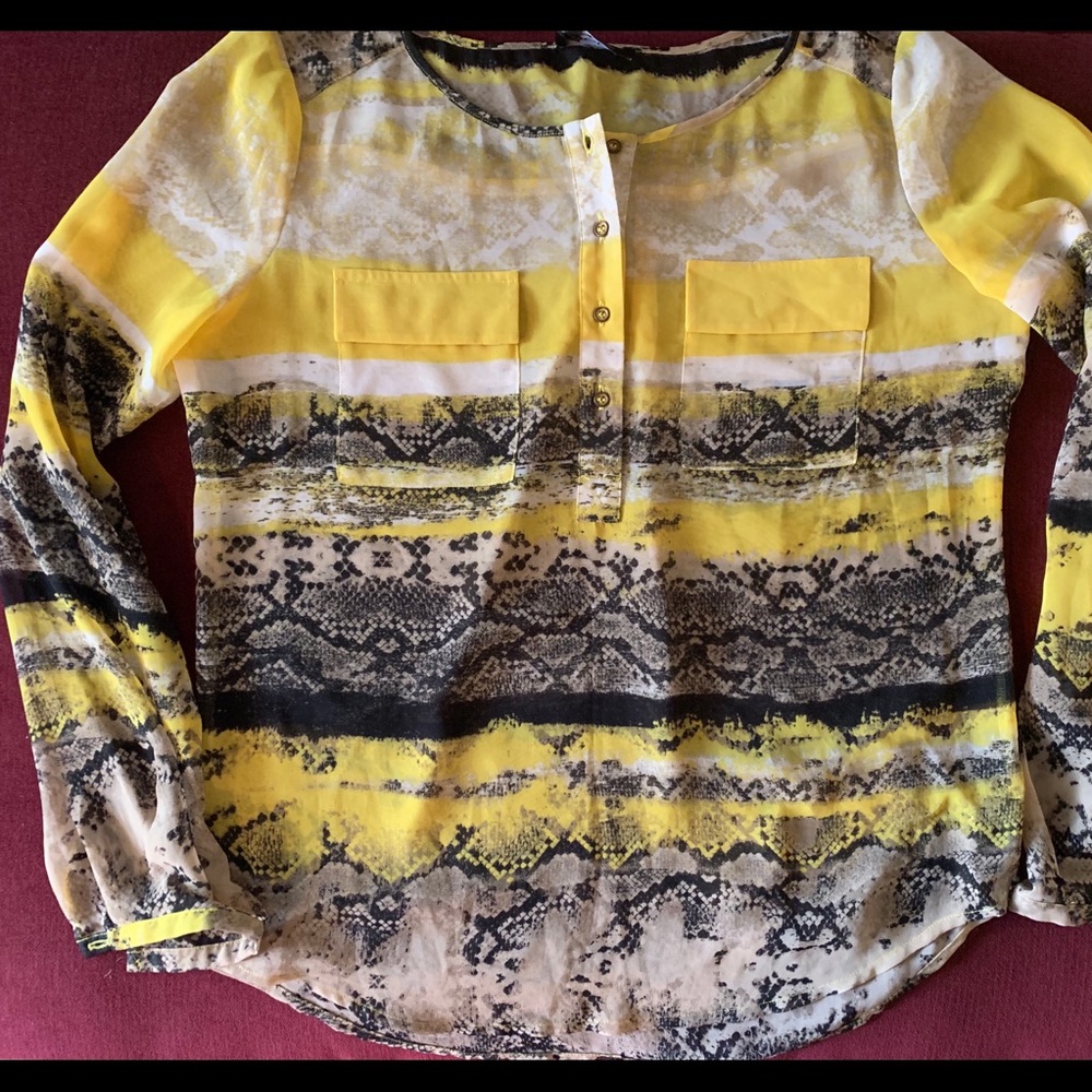 Bebe shirt size S